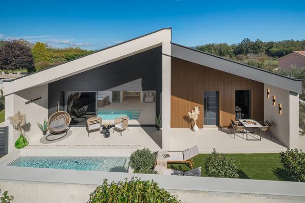 FOTO Romantična kuća za dvoje u Istri: Zavirite u oazu luksuza čije uređenje oduzima dah