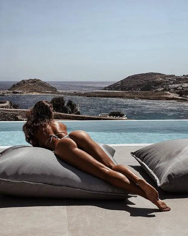 FOTO Bivša prvakinja otišla iz svog sporta i 'skočila' pred fotiće. I hvala joj na tome...