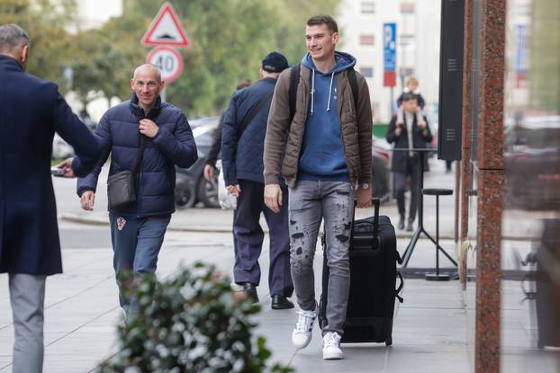 Zagreb: Okupljanje hrvatske nogometne reprezentacije u hotelu Sheraton