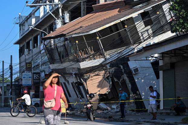 Aftermath of earthquake in southern Philippines