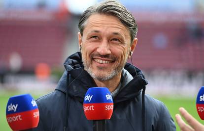 Kovač nije znao da ga snimaju, pa sve nasmijao razgovorom s glasnogovornicom na presici