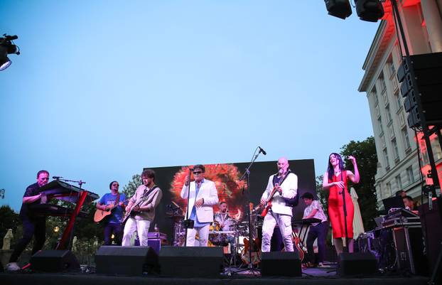 Zagreb: Crvena jabuka predstavila novi album i najavila koncertnu turneju