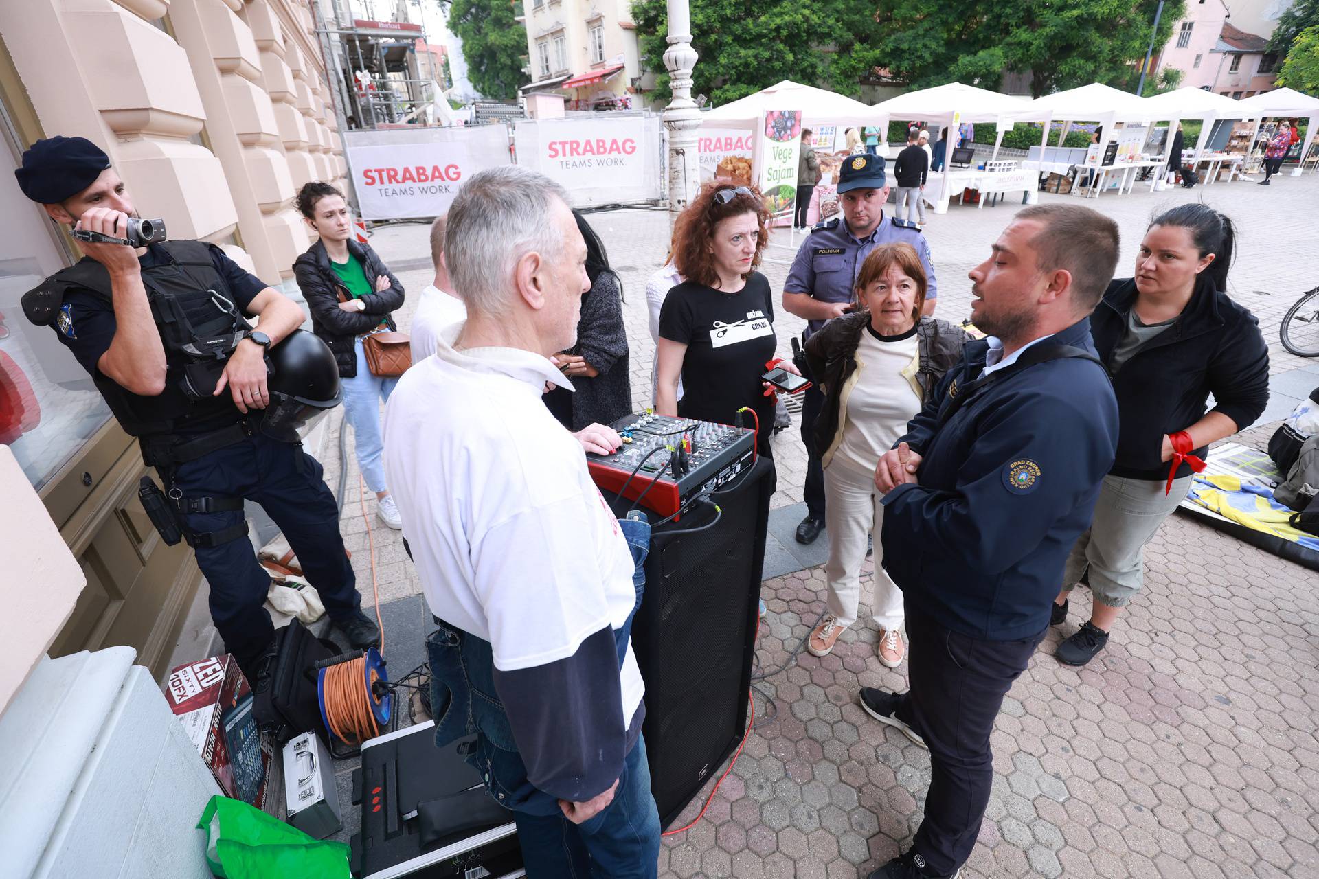 Zagreb: Ženska mreža Hrvatske akcijom pokazali da ne pristaju na kršenje ljudskih prava žena