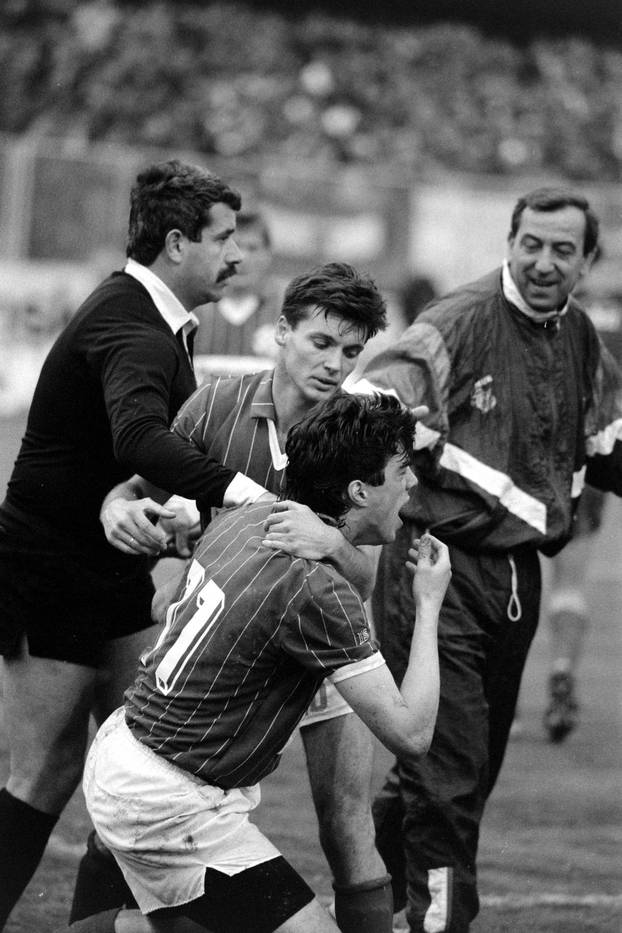 Zagreb: Savezna liga Jugoslavije, Dinamo - Borac, 7.4.1990.