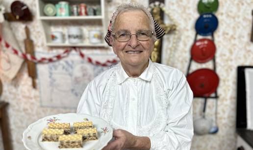 Adventski kalendar kolača, 19. dan: Fine napolitanke bake Ane