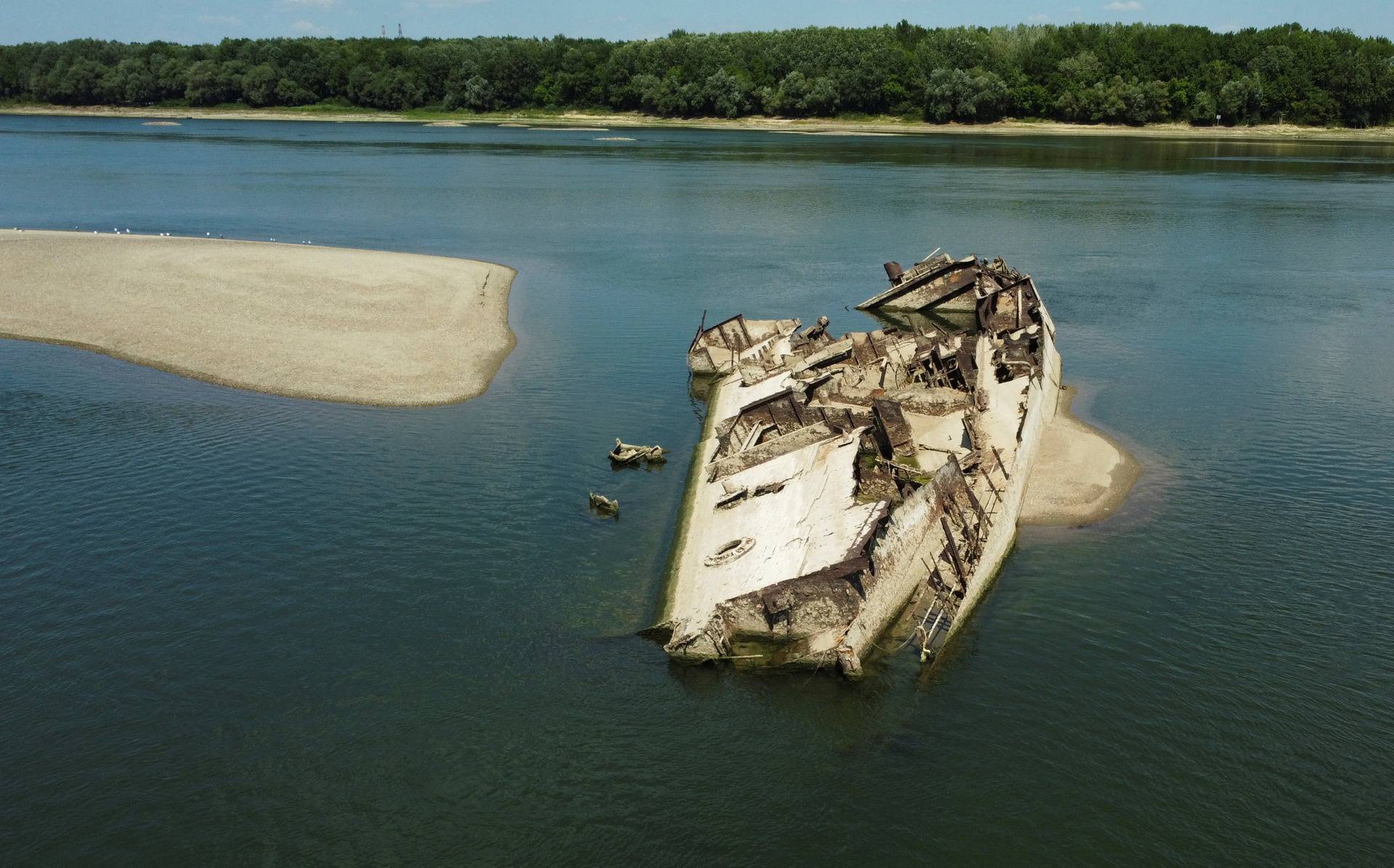 Low water levels on Danube reveal WW2 German warships