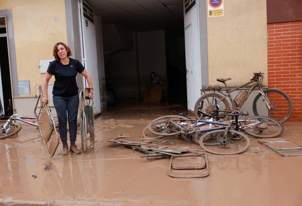 Valencia region hit by cold front causing floods in La Alcudia