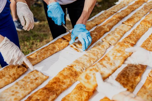 Hrvati oborili rekord: 'Imamo najdužu štrudlu na svijetu!'