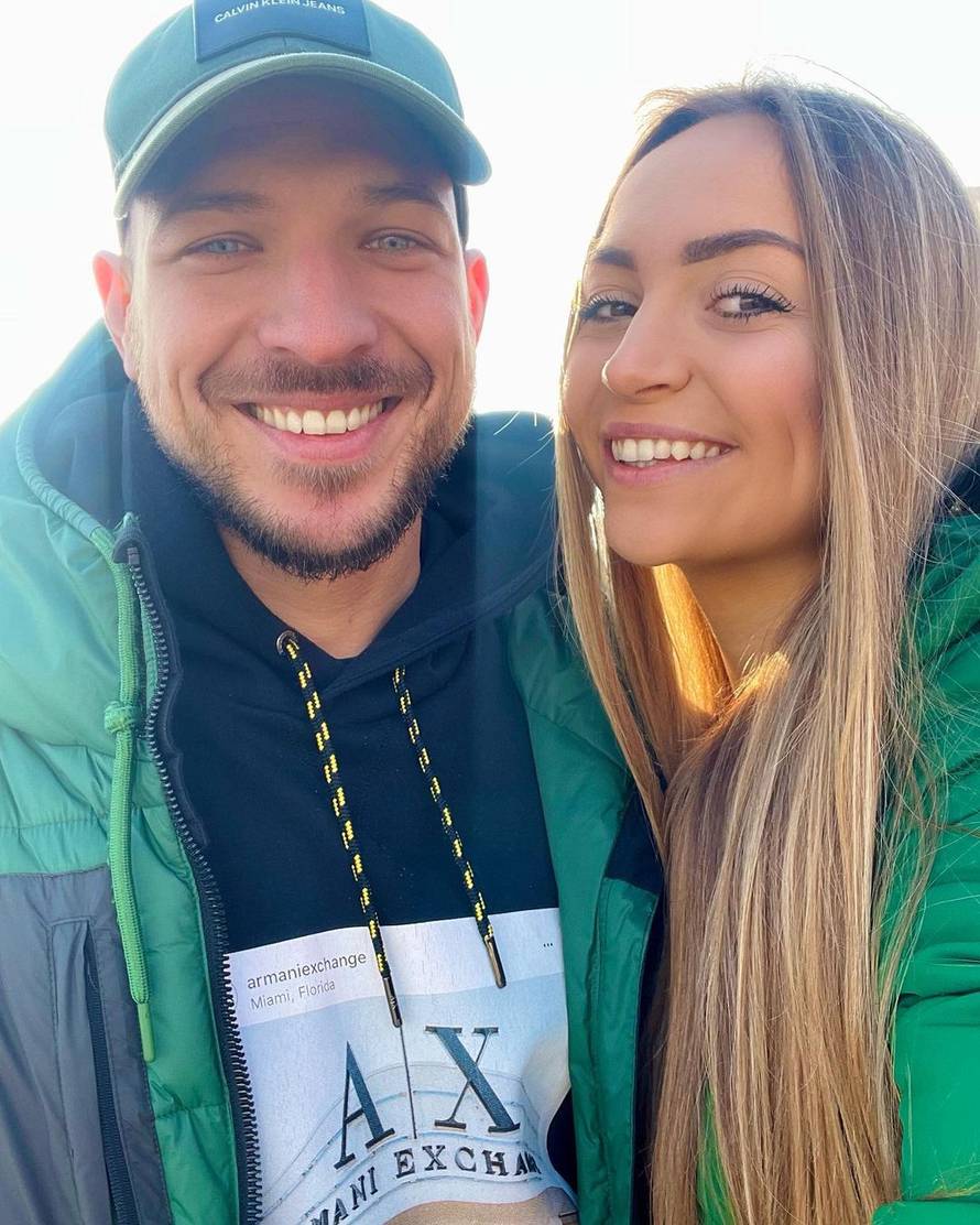 Tko je Ariana Piknjač? Djevojka 'Gospodina savršenog' živjela je u Australiji i ima vojsku fanova