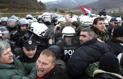 U sukobu ratnih veterana i policije u Srbiji 4 uhićena