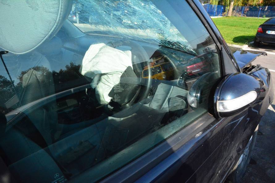 Htjeli izgurati policiju s ceste: Svi iz terenca su Afganistanci