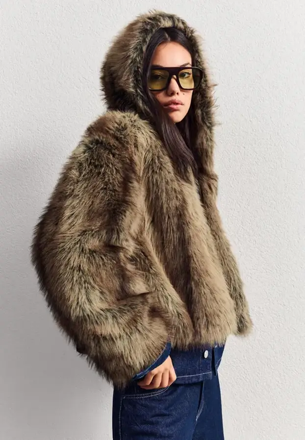 FOTO Chic bundice raznih nijansi - pufasta jakna kao hit sezone