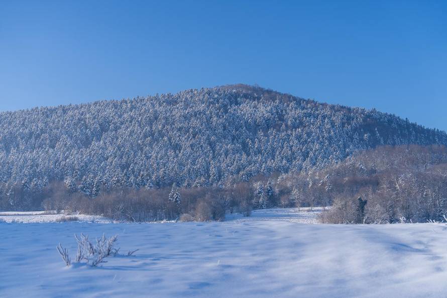 Otočac se probudi na -17 stupnjeva 