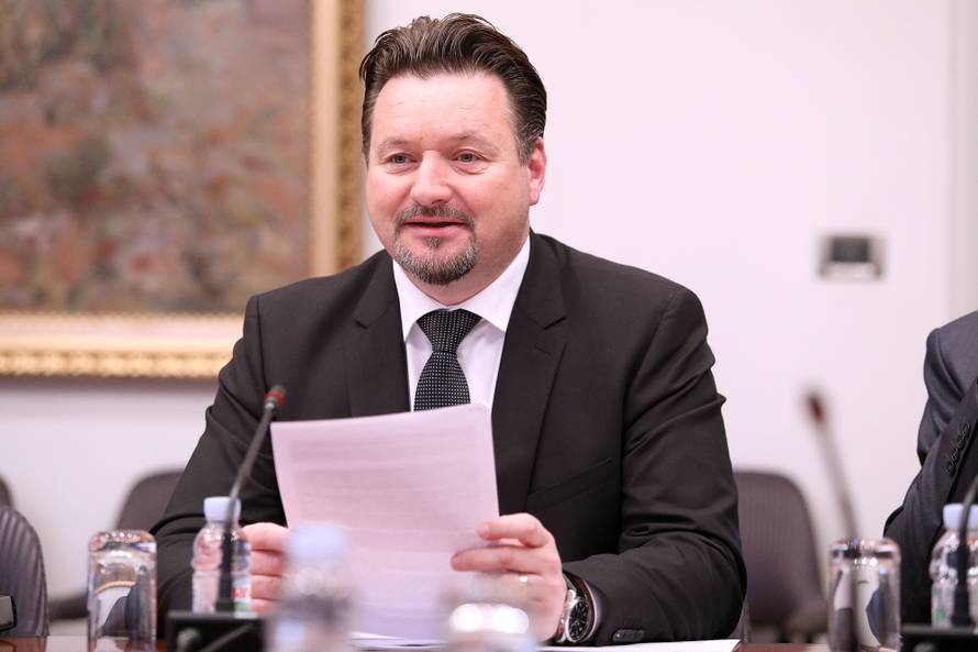 Kušević: Treba pričekati odluku Ustavnog suda o referendumu