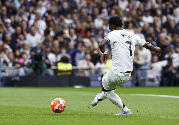 LaLiga - Real Madrid v Valencia