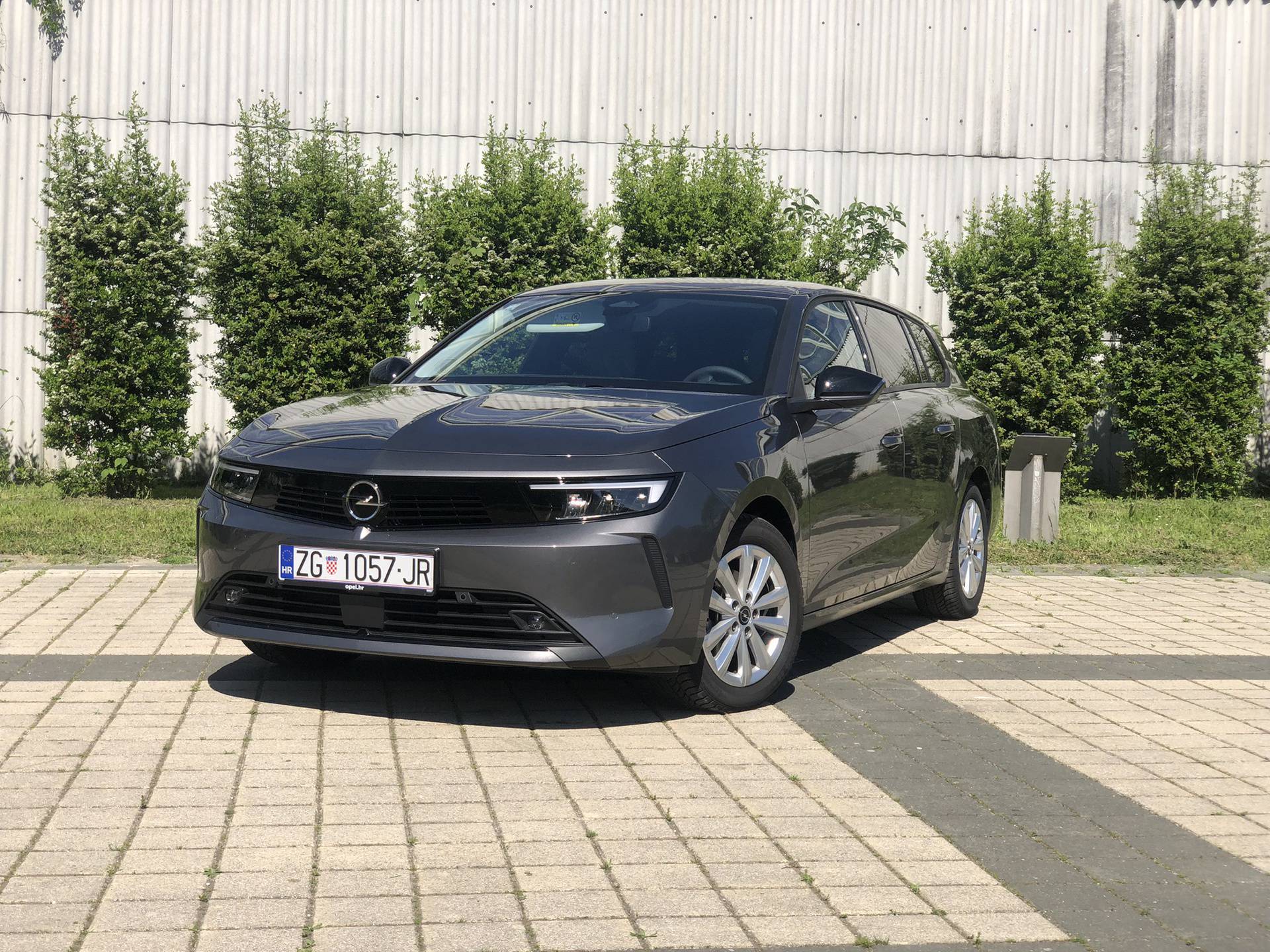 Test Opel Astra S Sports Tourer: Prostran i vrlo udoban karavan