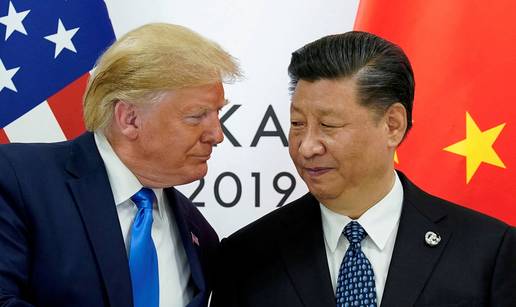 Trump tvrdi da su pregovori s Kinom u tijeku. Peking to poriče