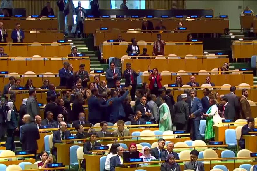 Ljudi napustili prostor nakon &scaron;to je Netanyahu stigao pred govornicu