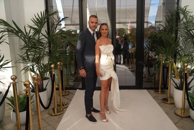 Beograd: Aleksandra Prijović i Filip Živojinović organiziraju proslavu krštenja i prvog rođendana kćeri Arije