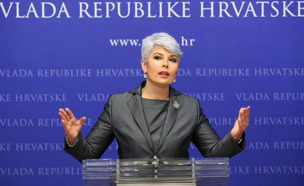 FOTO Ovako bi naše političarke i političari izgledali da ih Marko Grubnić provuče kroz filtere