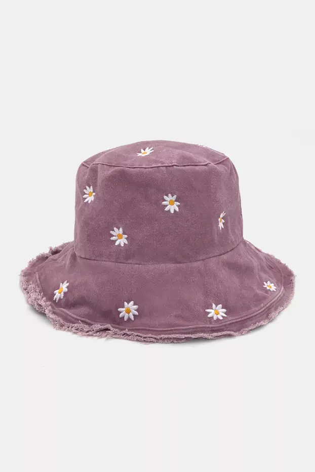 Boje i lagani materijali: Najbolji ljetni šeširi po cijeni do 20 eura