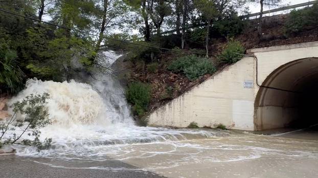 A tunnel floods as it rains in L'Ametlla de Mar, Tarragona