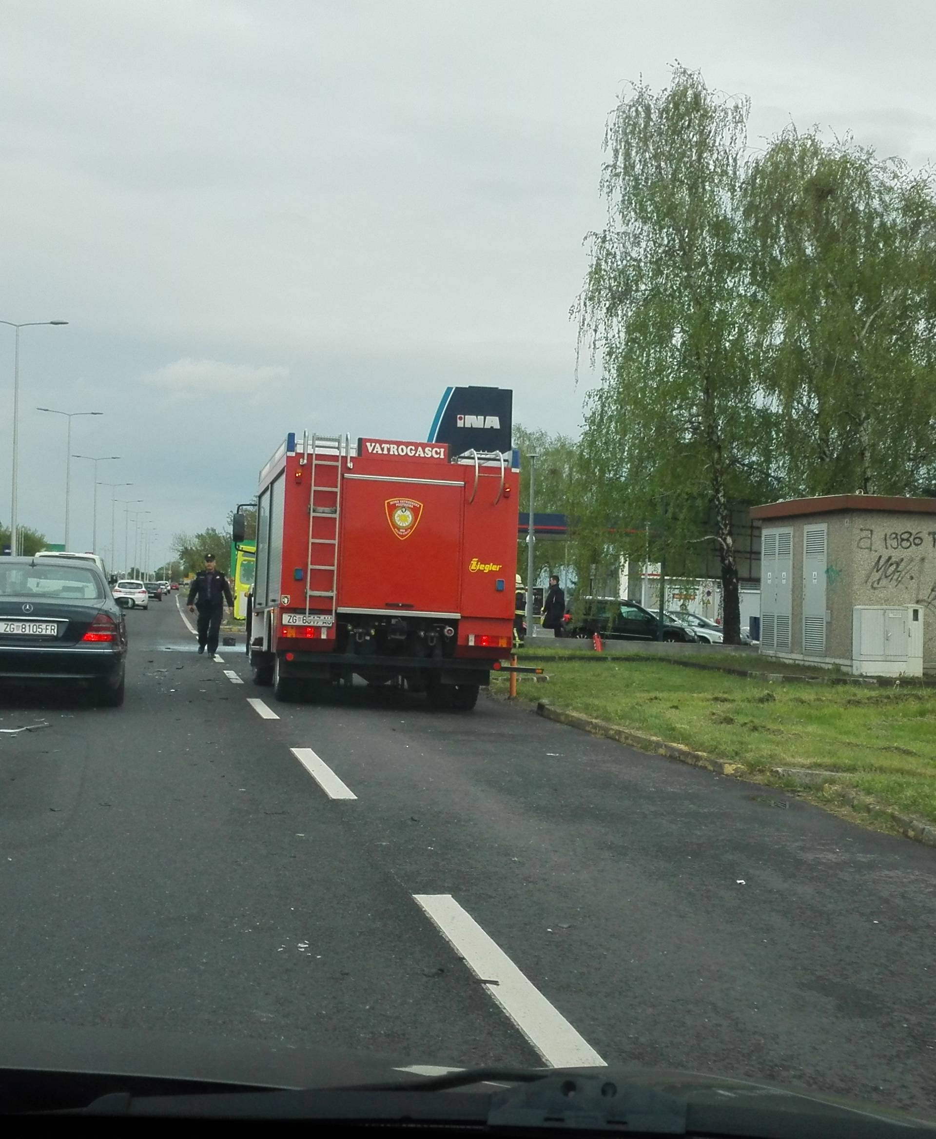 Kod Velike Mlake sudar dvaju automobila, dvoje ozlijeđenih