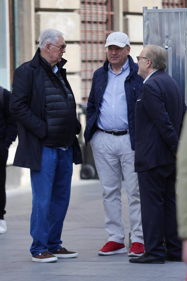 Zagreb: Josip Radeljak prošetao gradom