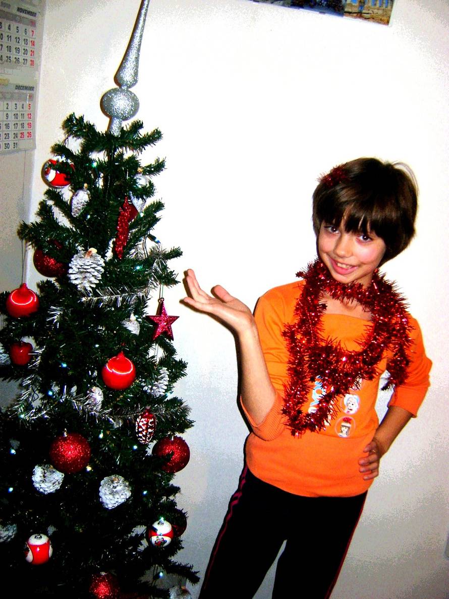 Šaljite fotografije božićnih jelki i osvojite vrijednu nagradu...