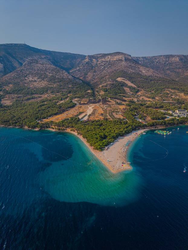 Fotografije iz zraka plaže Zlatni rat koja je promijenila svoj oblik