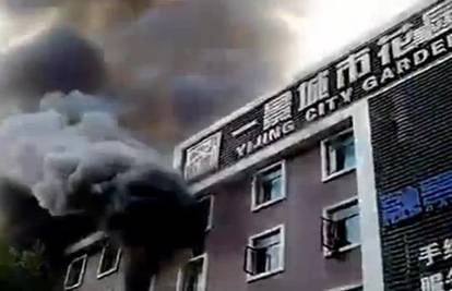 Požar se iz kafića proširio na hotel: Poginulo 11, ranjeno 50