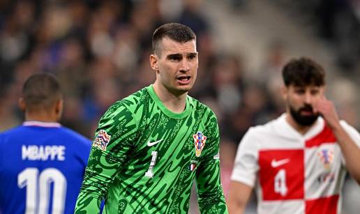 Mourinho traži novog golmana, Livakovića žele dovesti Englezi