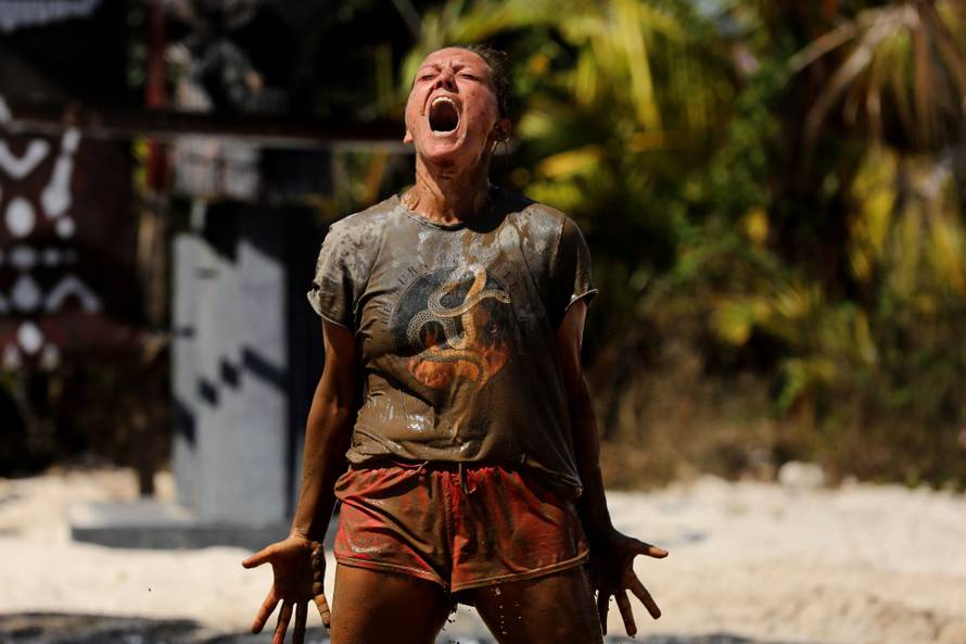 Crveni tim izvrijeđao je Sanju: 'Ovako se svinja valja u blatu'