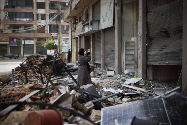 10-day ceasefire between Lebanon and Israel, in Beirut