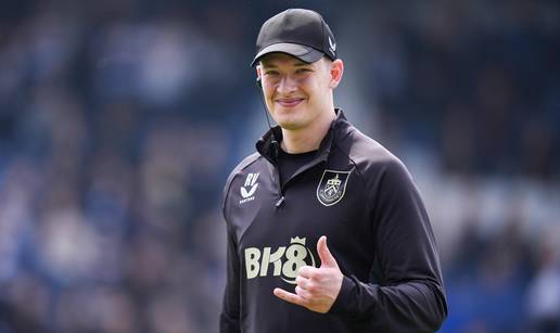 'Gazdu Burnleyja upoznao sam kad sam radio kao mornar na jahti i zaposlio me u klubu...'