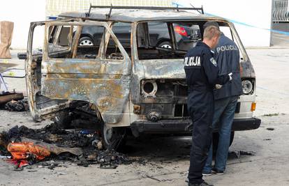 Uhićen Zagrepčanin (49) koji je u Vodicama zapalio kombi VW