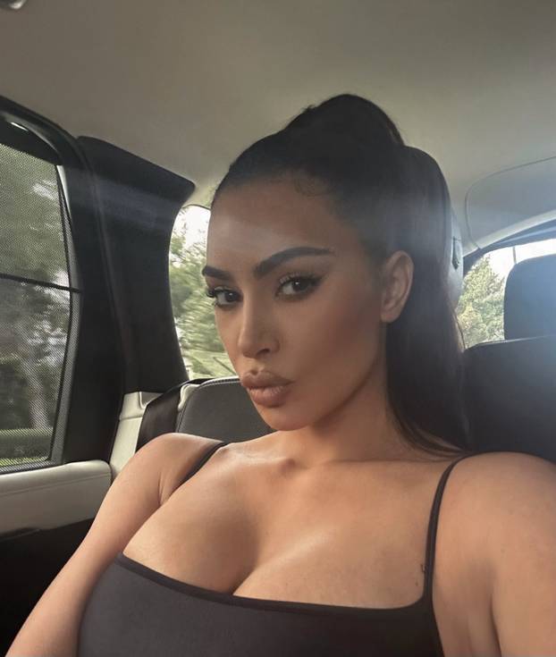 FOTO Kim Kardashian 'upecala' novog frajera. Legenda Formule 1 prerasla je status 'prijatelja'