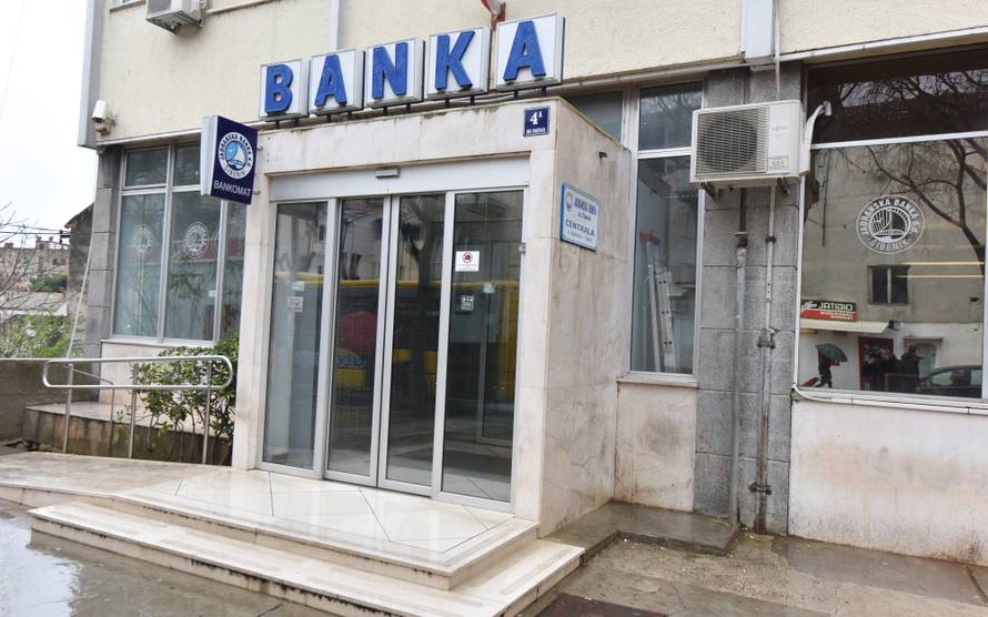 Četvero uhićenih: Jadransku banku oštetili za 42 milijuna kn