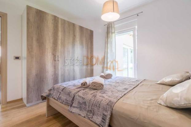 FOTO U ovoj vili u Istri možete živjeti kao u filmu: Ima jacuzzi, vinski podrum i terene za sport