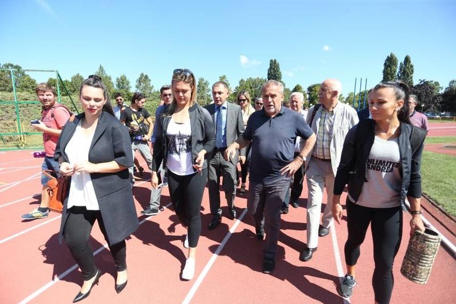 Sandra najavila hitac preko 70 metara, a Bandić - Saru Kolak!