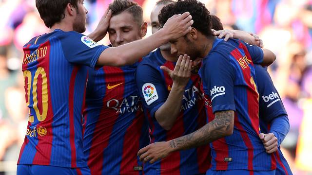 Football Soccer - Barcelona v Villarreal - Spanish La Liga Santander - Camp Nou stadium