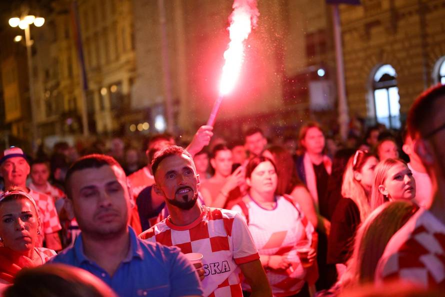 Zagreb: Zajedničko gledanj utakmice na trgu Bana Jelačića 