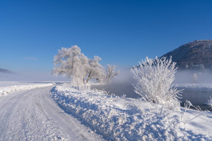 Otočac se probudi na -17 stupnjeva 