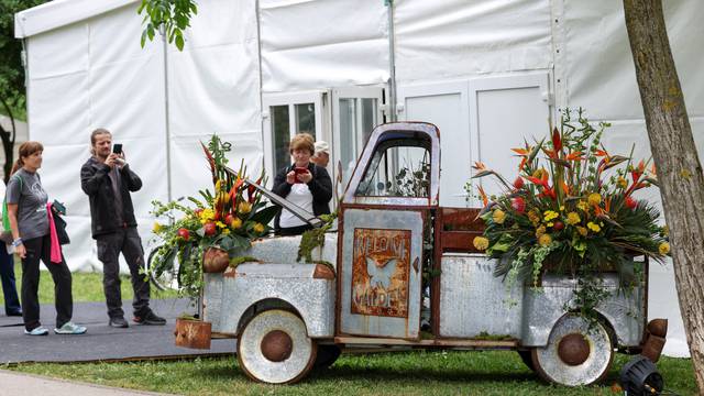 Zagreb: Uz jezero Bundek otvoren ovogodišnji FloraArt, međunarodna vrtna izložba