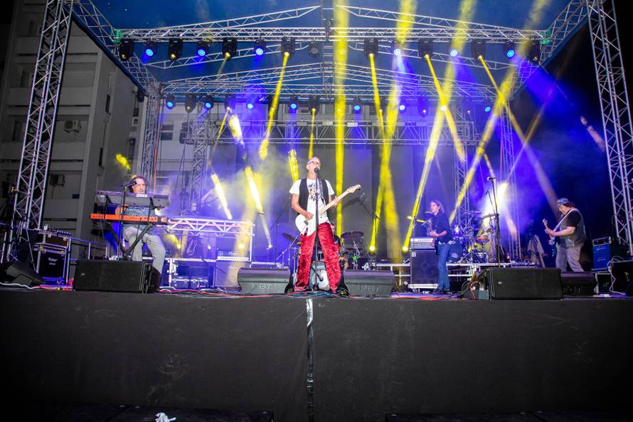 Dubioza kolektiv, Električni orgazam i Another Rock Trio nastupili u Novoj Gradiški...