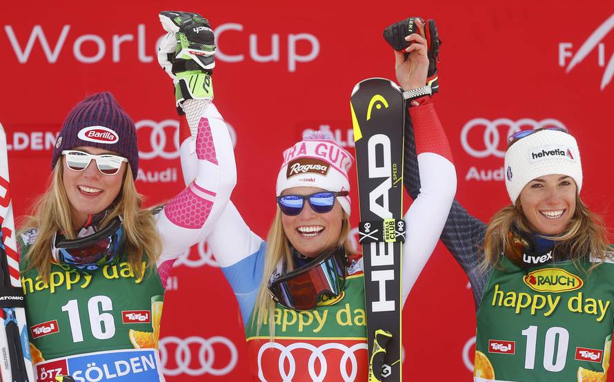 Alpine Skiing - FIS Alpine Skiing World Cup - Giant Slalom Women
