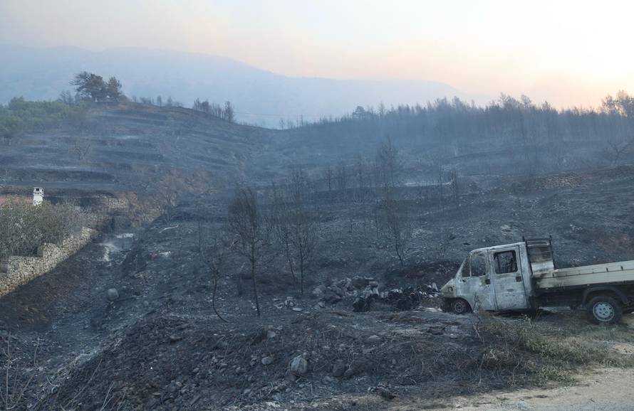 Posljedice požara kod Omiša