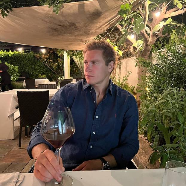 FOTO Tko je Zubčićeva zaručnica Ana? Obožava tjelovježbu,  a sve je pokrenula jedna poruka...