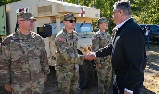 FOTO Milanovi&cacute; posjetio vojni kamp u Minessoti: Na&scaron;i ljudi su ponosni na ovu suradnju