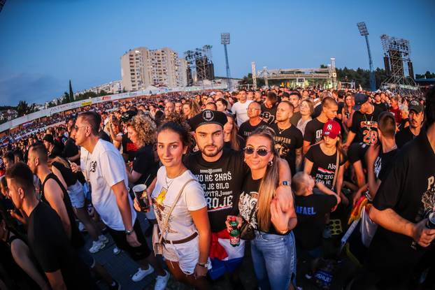 Šibenik: Koncert Marka Perkovića Thomsona na Šibenskom Šubićevcu